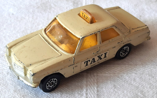 Cargi mercedes benz 240 - mercedes,