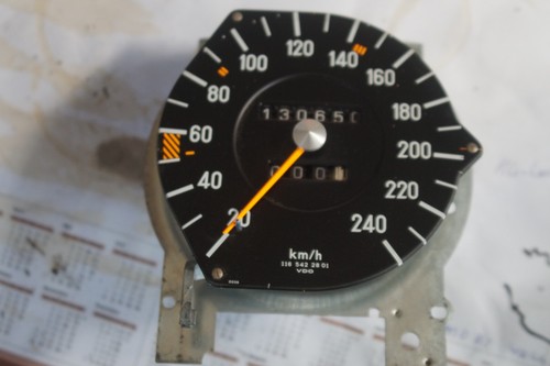 Tacho bis 240 - , km/h